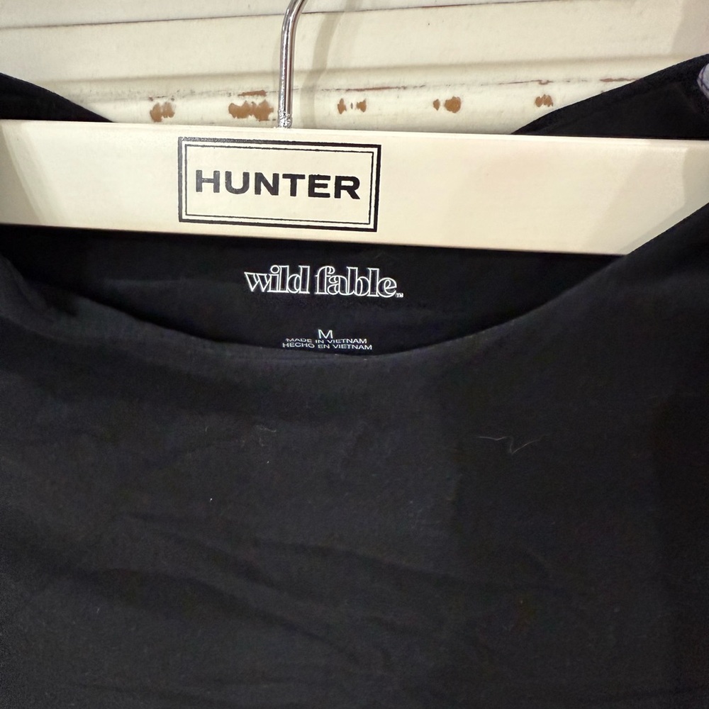 Black Basic tee - Picture 3 of 3